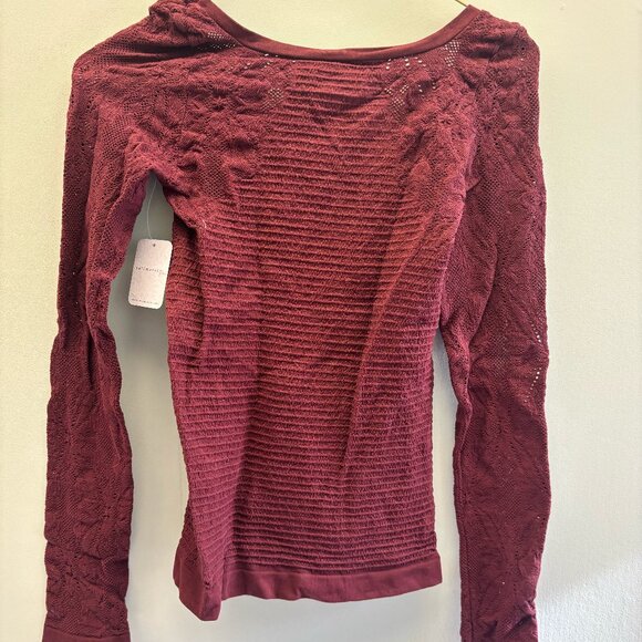 FREE PEOPLE BURGUNDY TOP- NEW WITH TAGS - Picture 2 of 3
